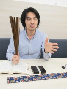 自己防衛おじさん,何者,異世界おじさん,CM
