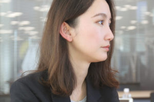 伊藤詩織,破産