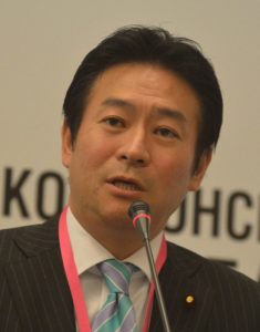 秋元司,元秘書,名前
