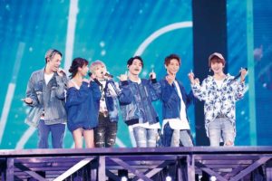 aaa,活動休止,本当の理由