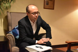 山梨智也,天津飯ハンター,wiki