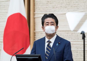 アベノマスク,製造元